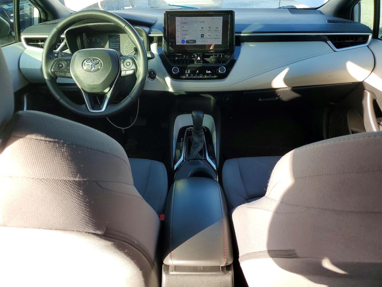 2024 TOYOTA COROLLA SE photo 8