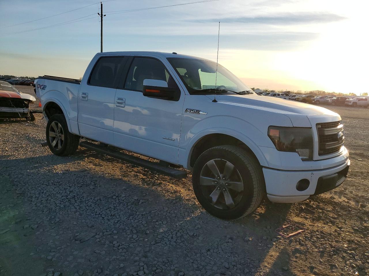 2014 FORD F150 SUPERCREW photo 7