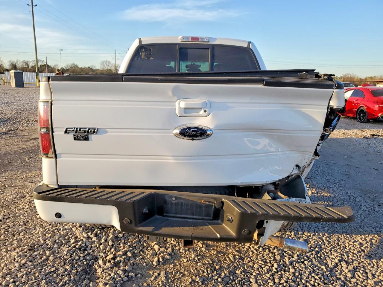 2014 FORD F150 SUPERCREW photo 11