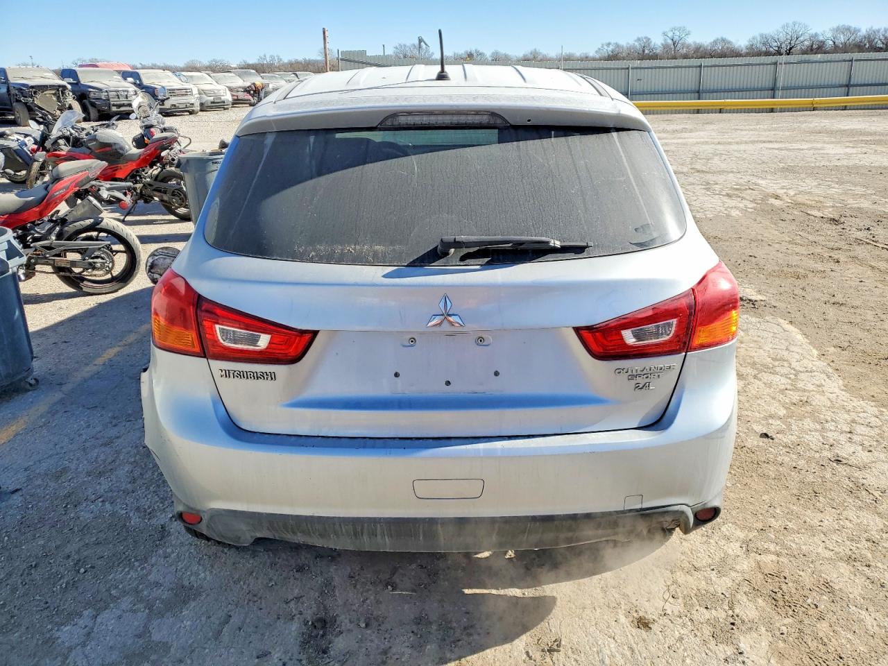 2016 MITSUBISHI OUTLANDER SPORT ES photo 11