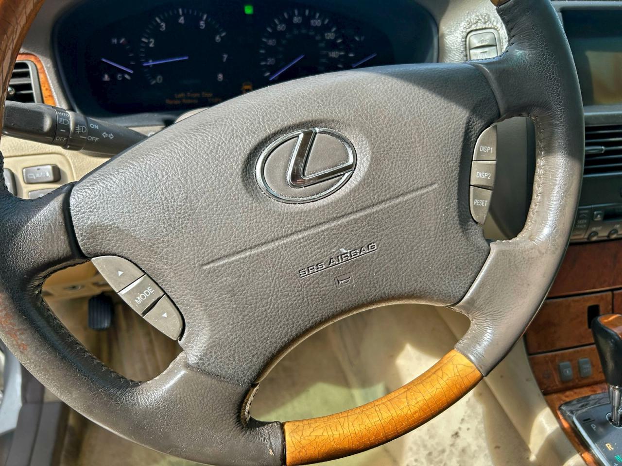 2005 LEXUS LS 430 photo 12