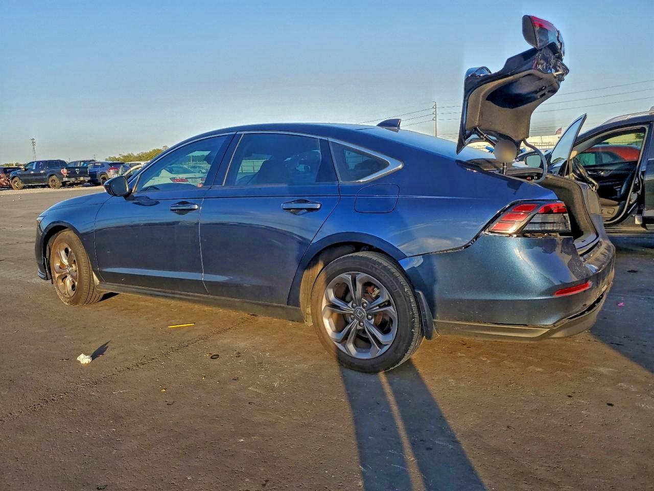 2024 HONDA ACCORD EX photo 2