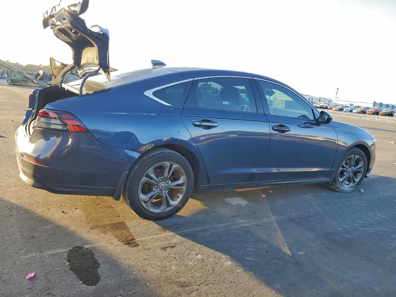 2024 HONDA ACCORD EX photo 3