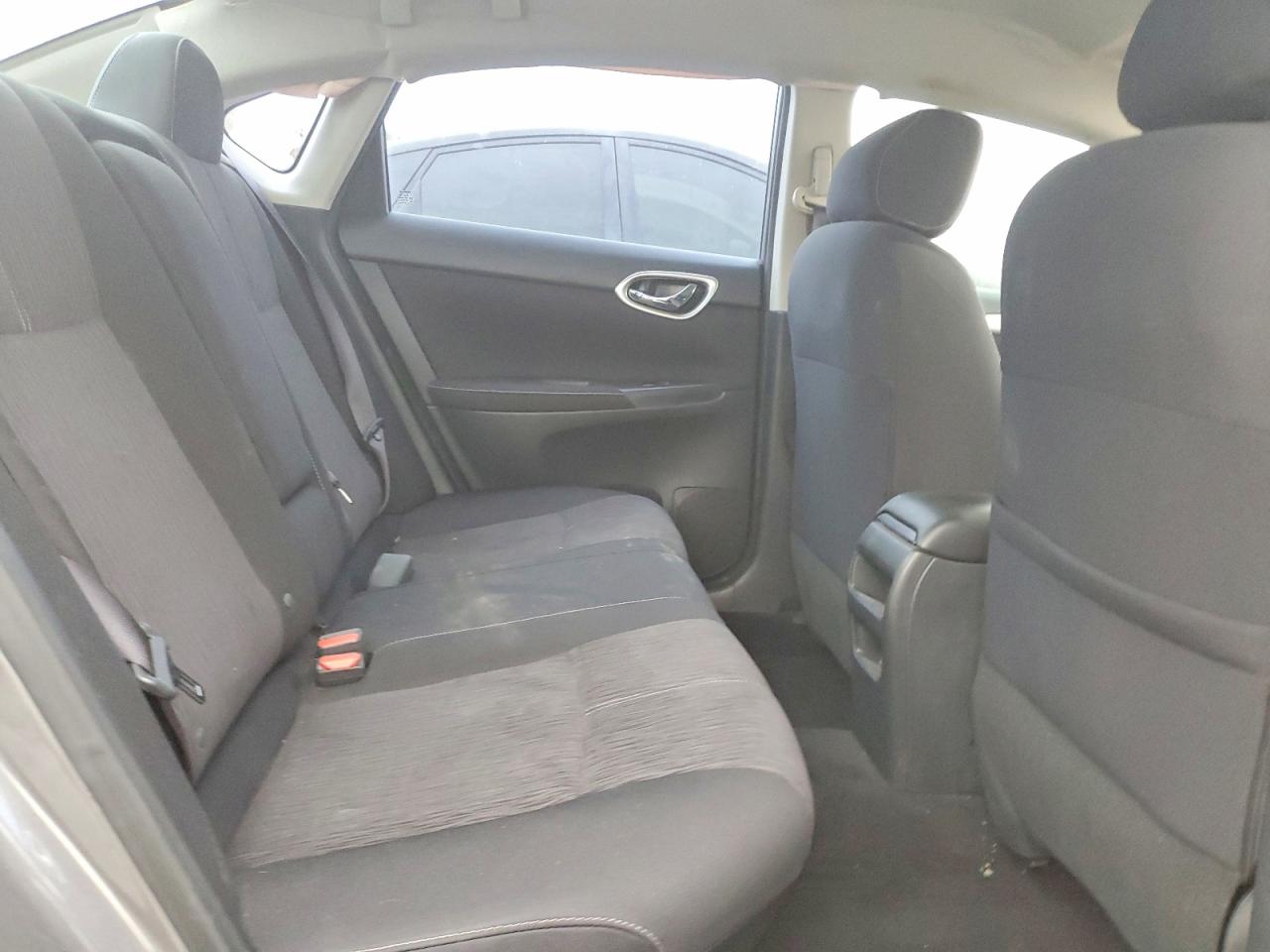 2015 NISSAN SENTRA S photo 10