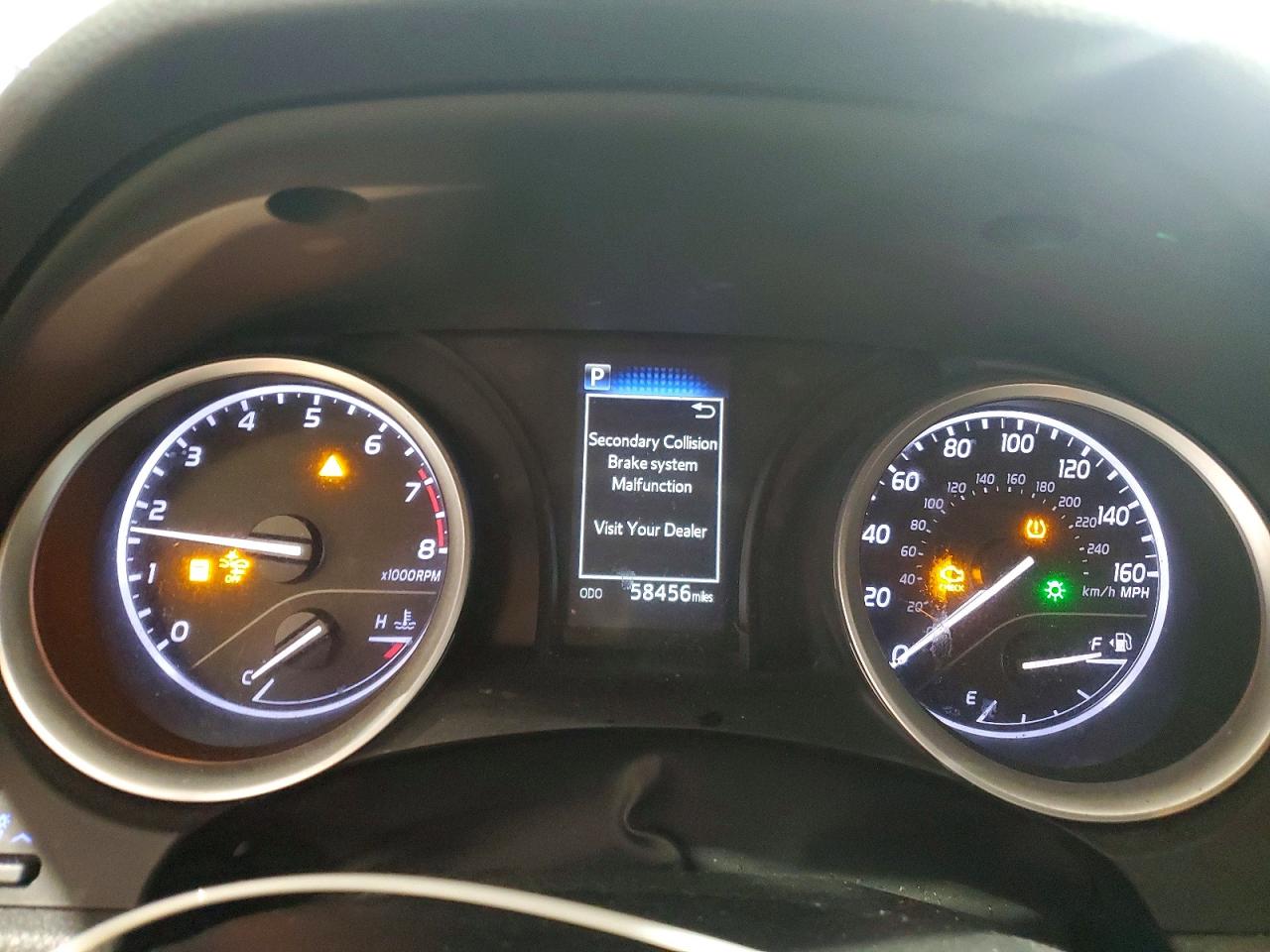 2022 TOYOTA CAMRY LE photo 9