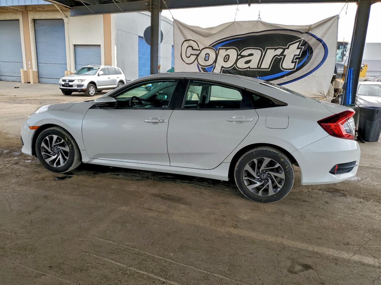 2016 HONDA CIVIC EX photo 2