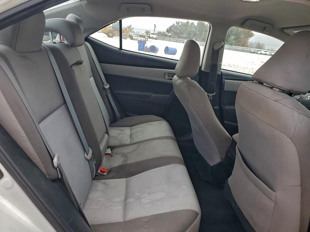 2017 TOYOTA COROLLA L photo 10