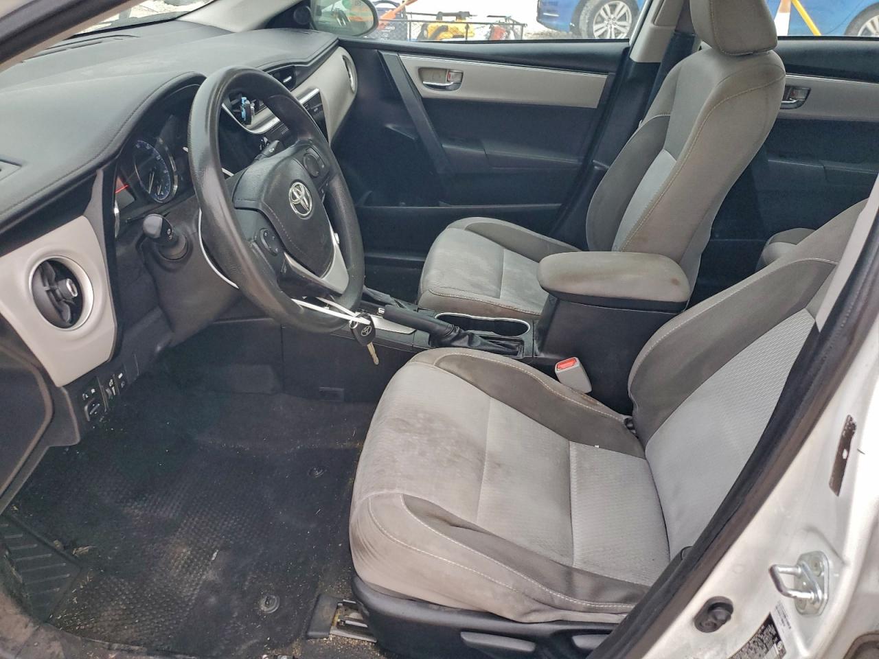 2017 TOYOTA COROLLA L photo 7