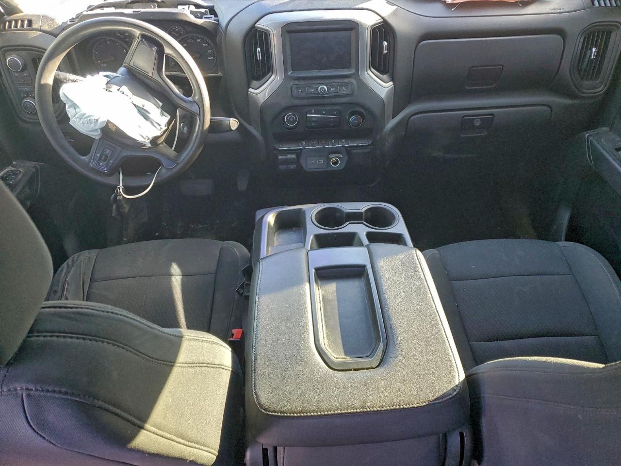 2021 CHEVROLET SILVERADO K2500 CUSTOM photo 8