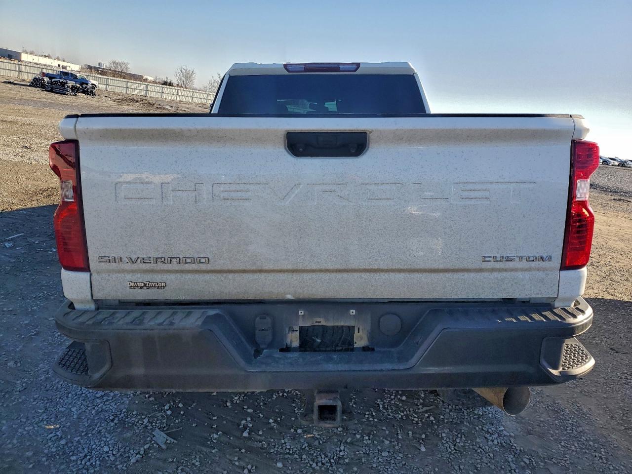 2021 CHEVROLET SILVERADO K2500 CUSTOM photo 6