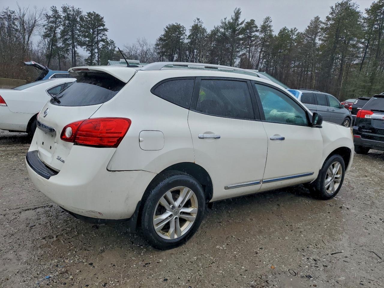 2013 NISSAN ROGUE S photo 3