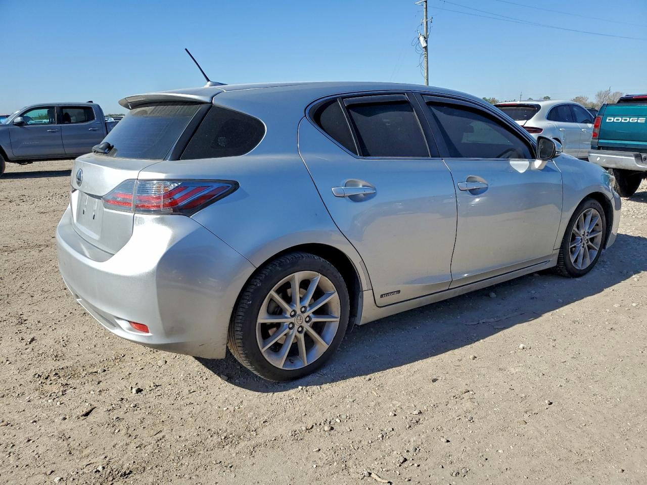 2013 LEXUS CT 200 photo 3