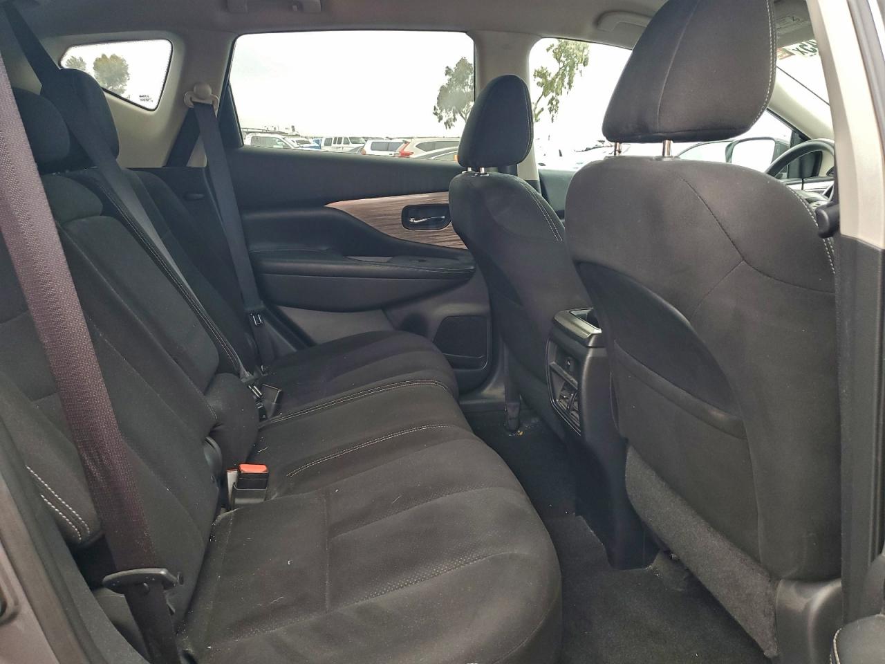 2015 NISSAN MURANO S photo 11