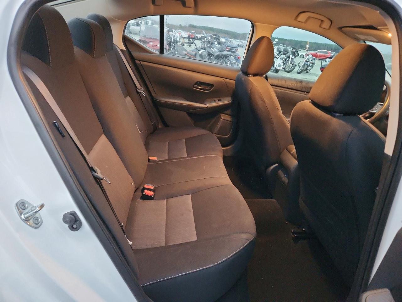 2024 NISSAN SENTRA SV photo 10