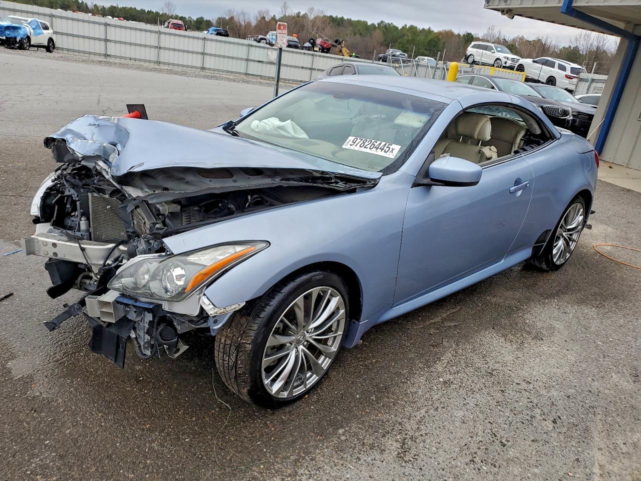 2013 INFINITI G37