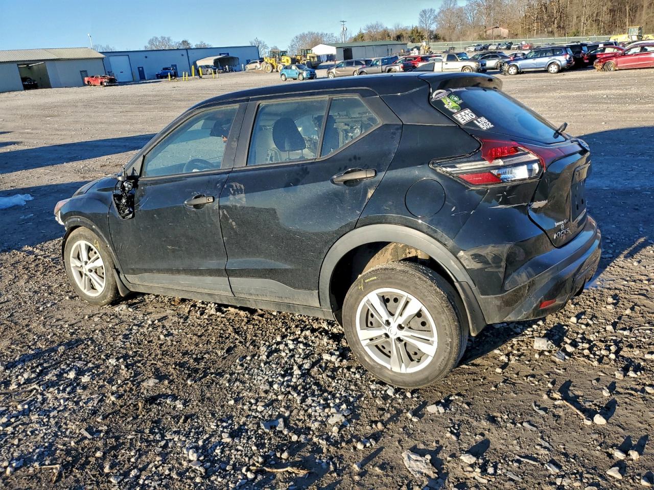 2021 NISSAN KICKS S photo 2