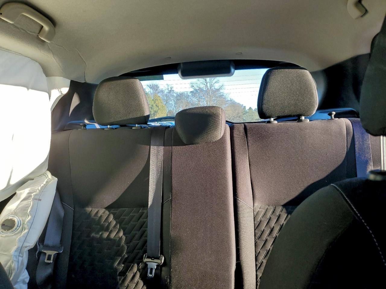 2021 NISSAN KICKS S photo 10