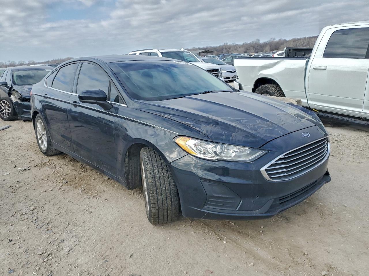2020 FORD FUSION SE photo 4