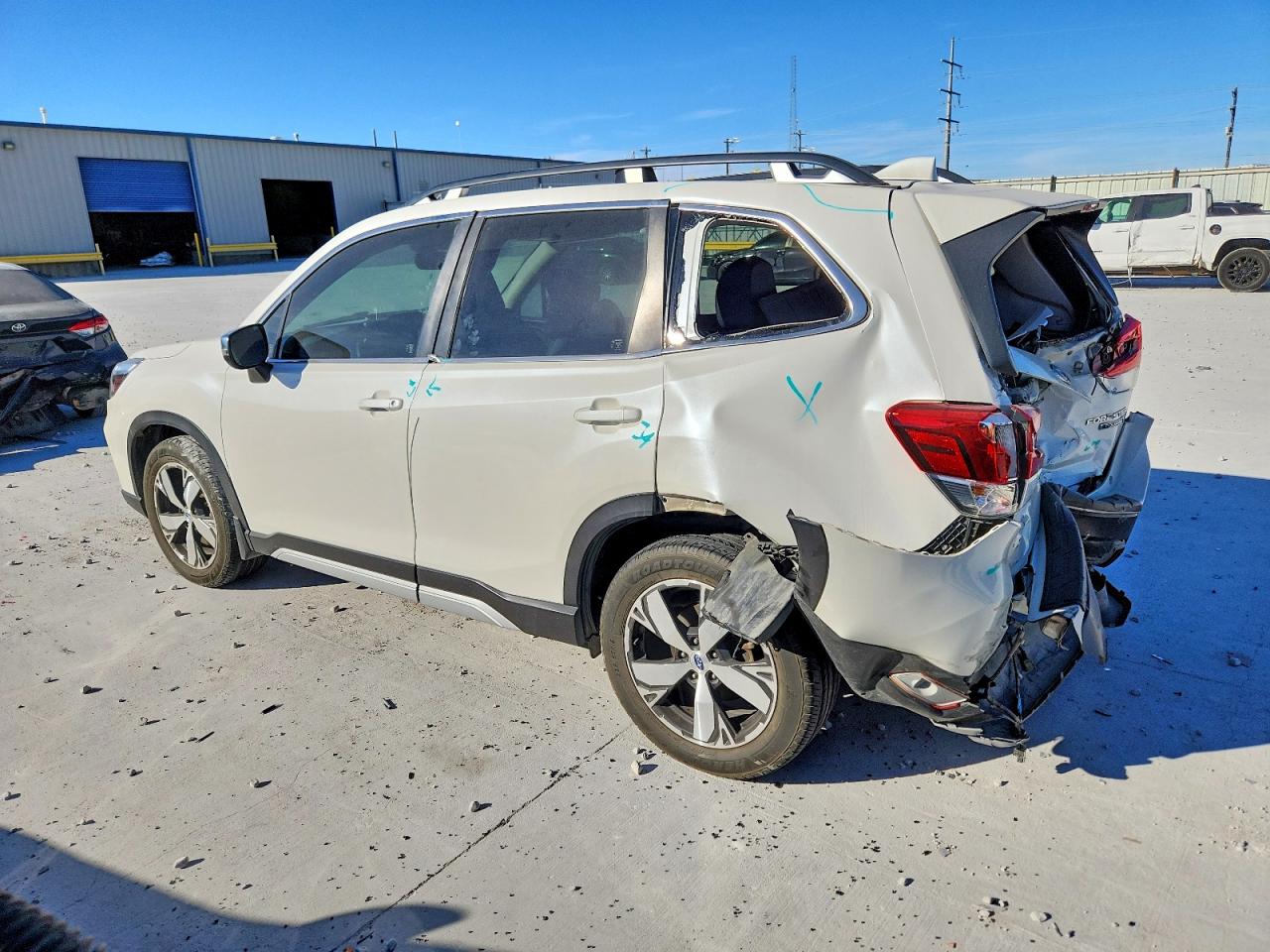 2020 SUBARU FORESTER TOURING photo 2