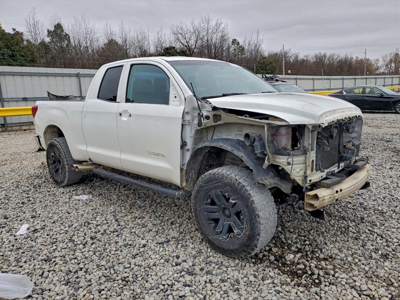 2013 TOYOTA TUNDRA DOUBLE CAB SR5 photo 4