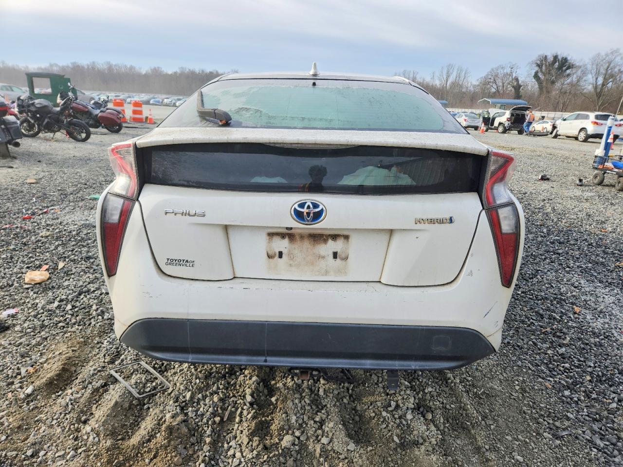 2016 TOYOTA PRIUS photo 6