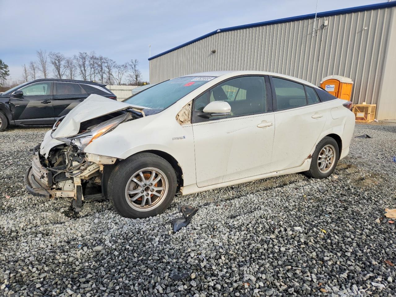 2016 TOYOTA PRIUS
