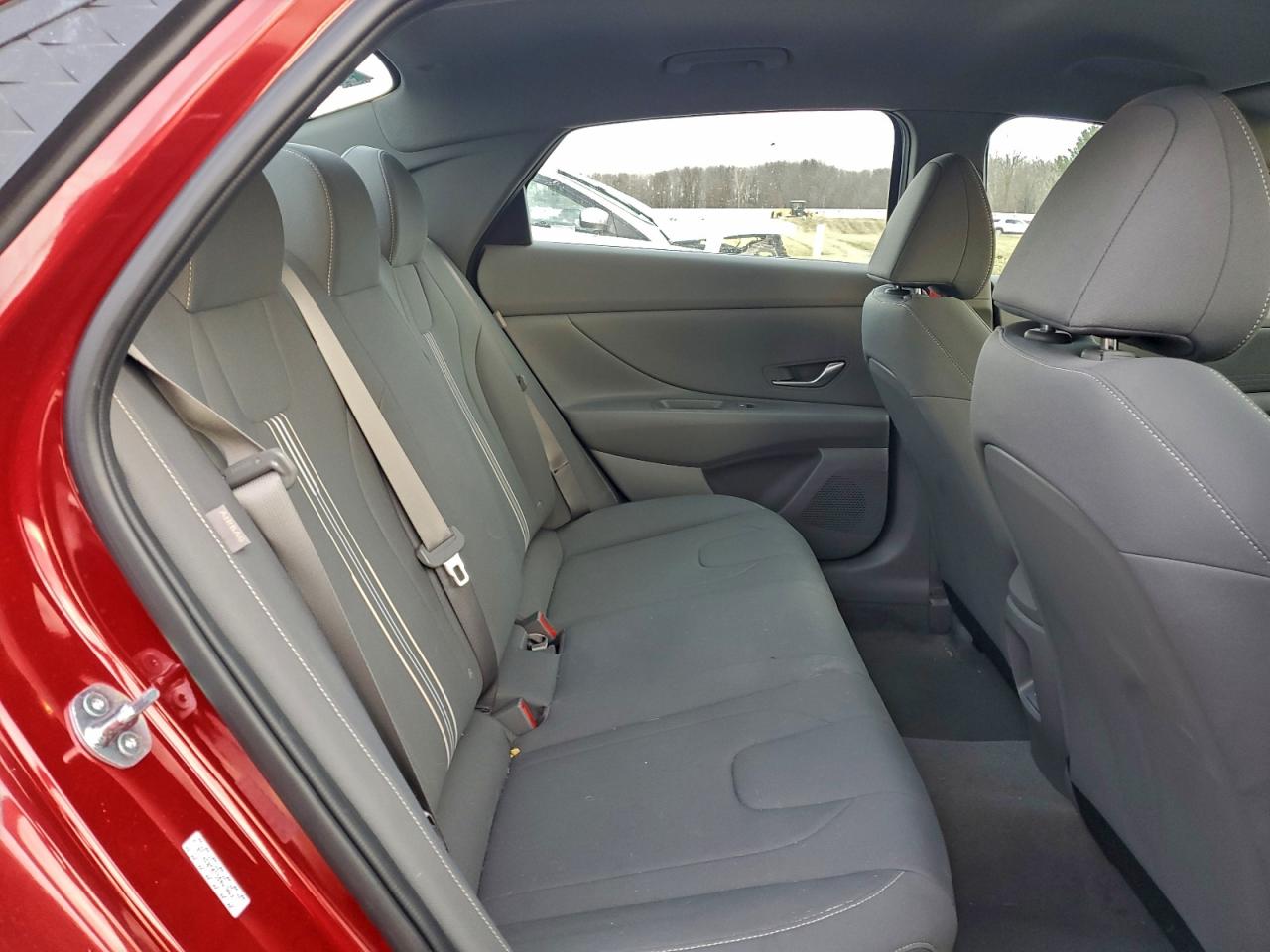 2024 HYUNDAI ELANTRA SEL photo 10