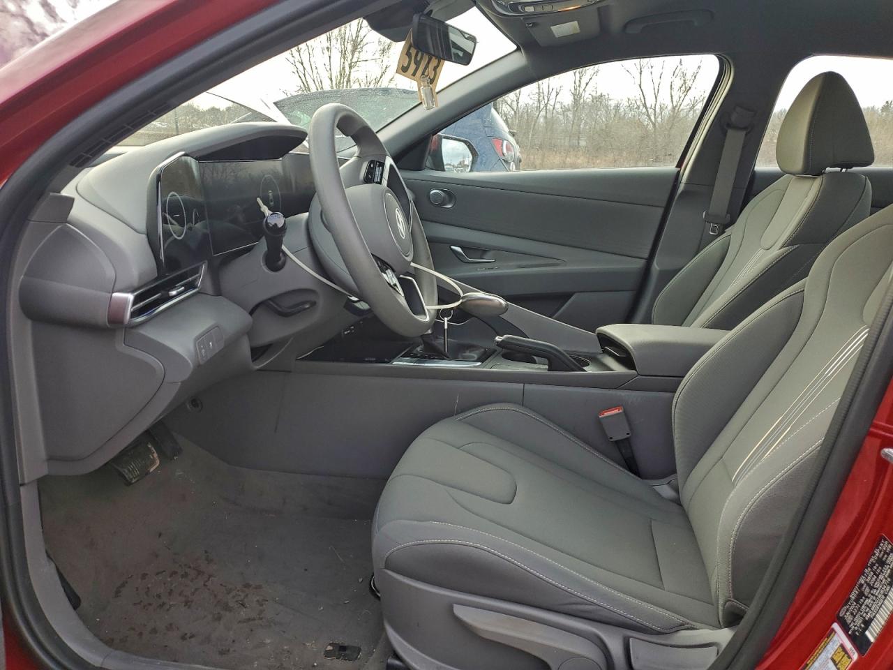 2024 HYUNDAI ELANTRA SEL photo 7