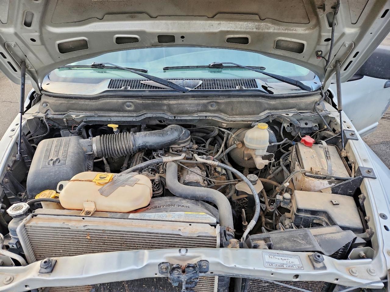 2002 DODGE RAM 1500 photo 11