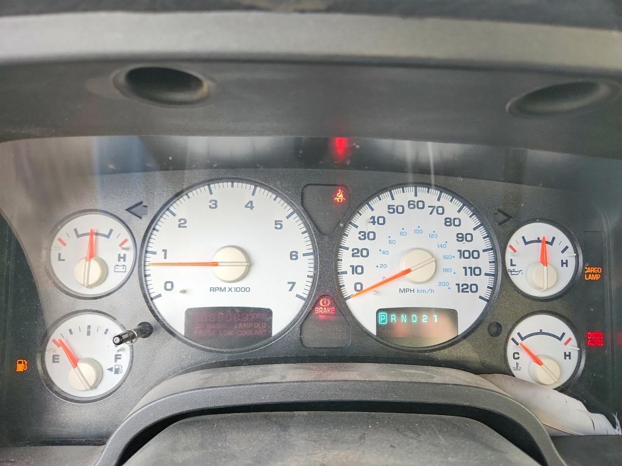 2002 DODGE RAM 1500 photo 9