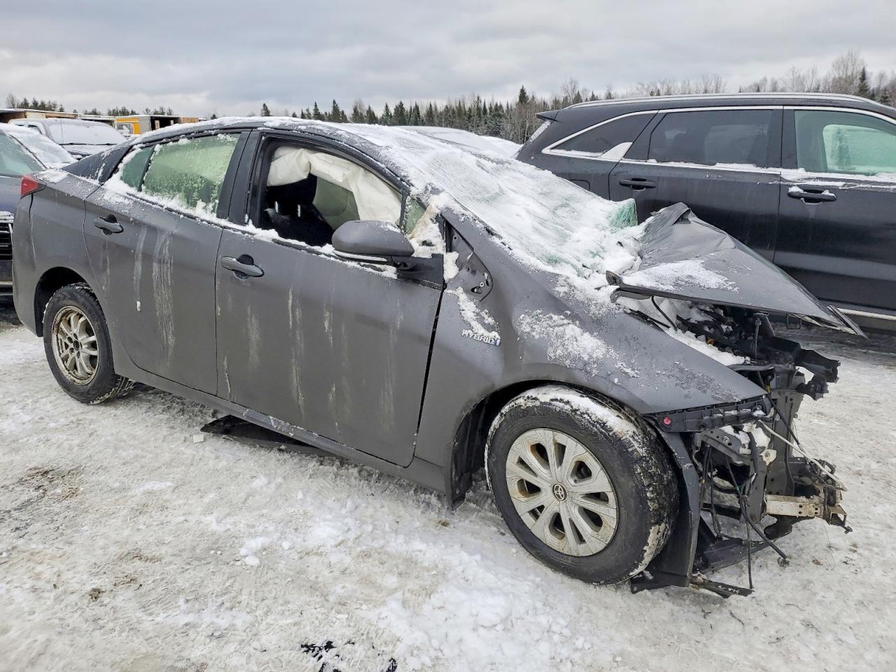2019 TOYOTA PRIUS photo 4
