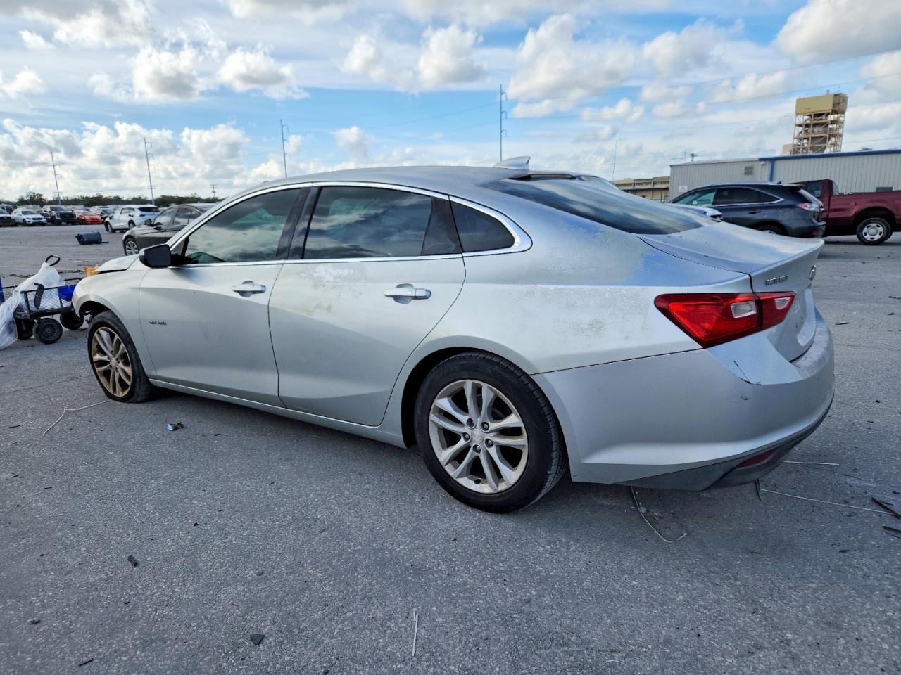 2016 CHEVROLET MALIBU LT photo 2