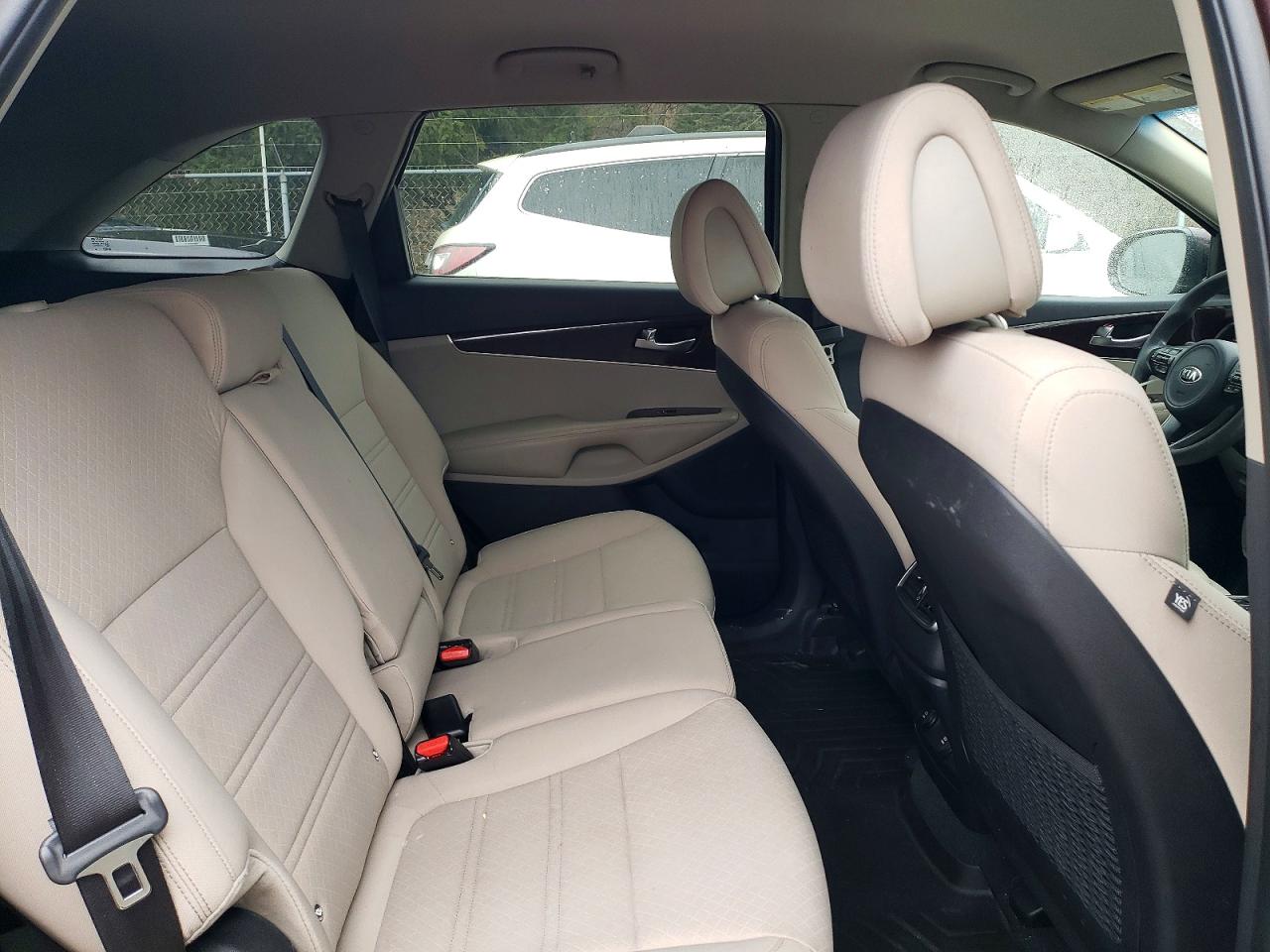 2016 KIA SORENTO LX photo 11