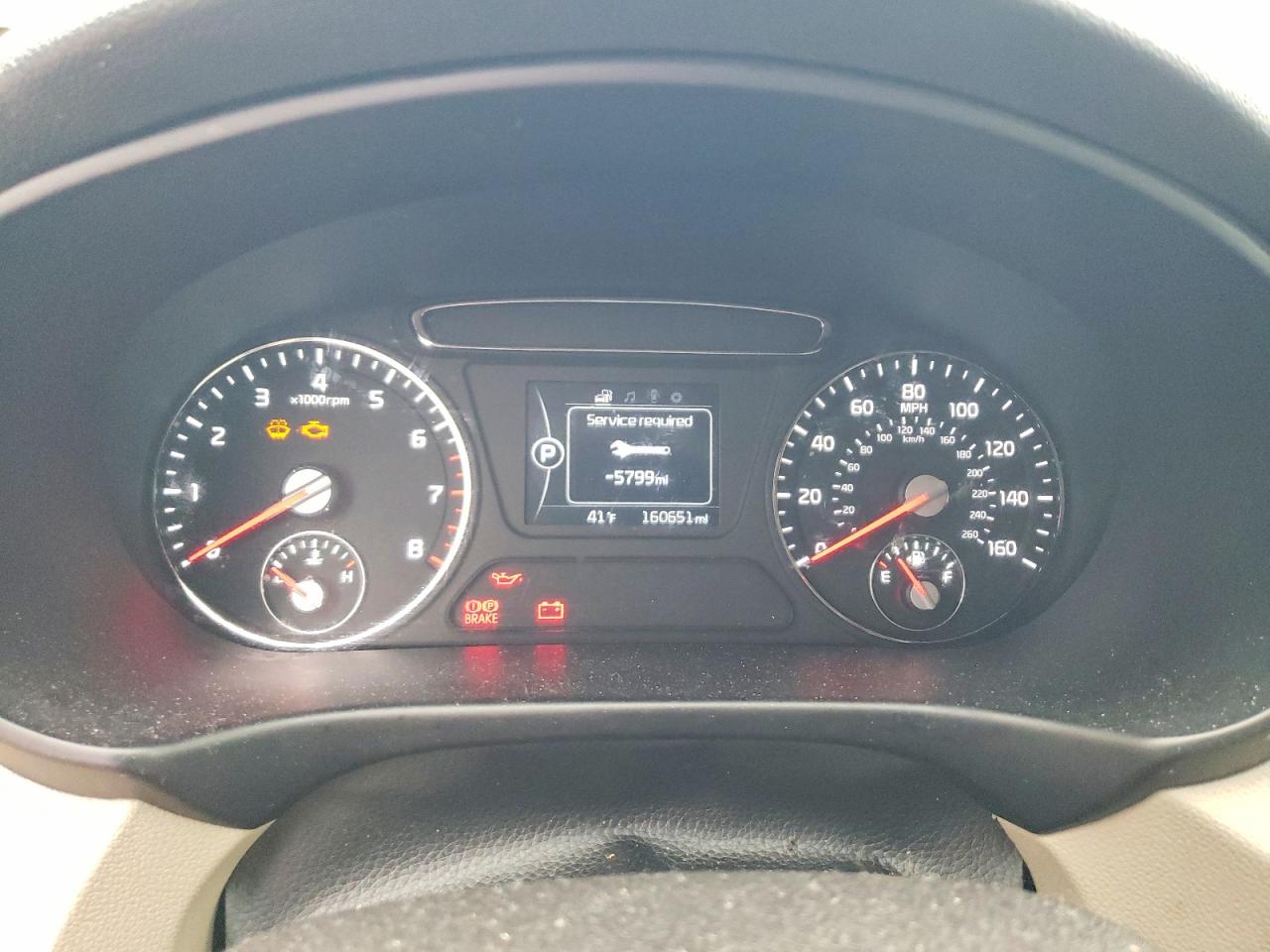 2016 KIA SORENTO LX photo 9