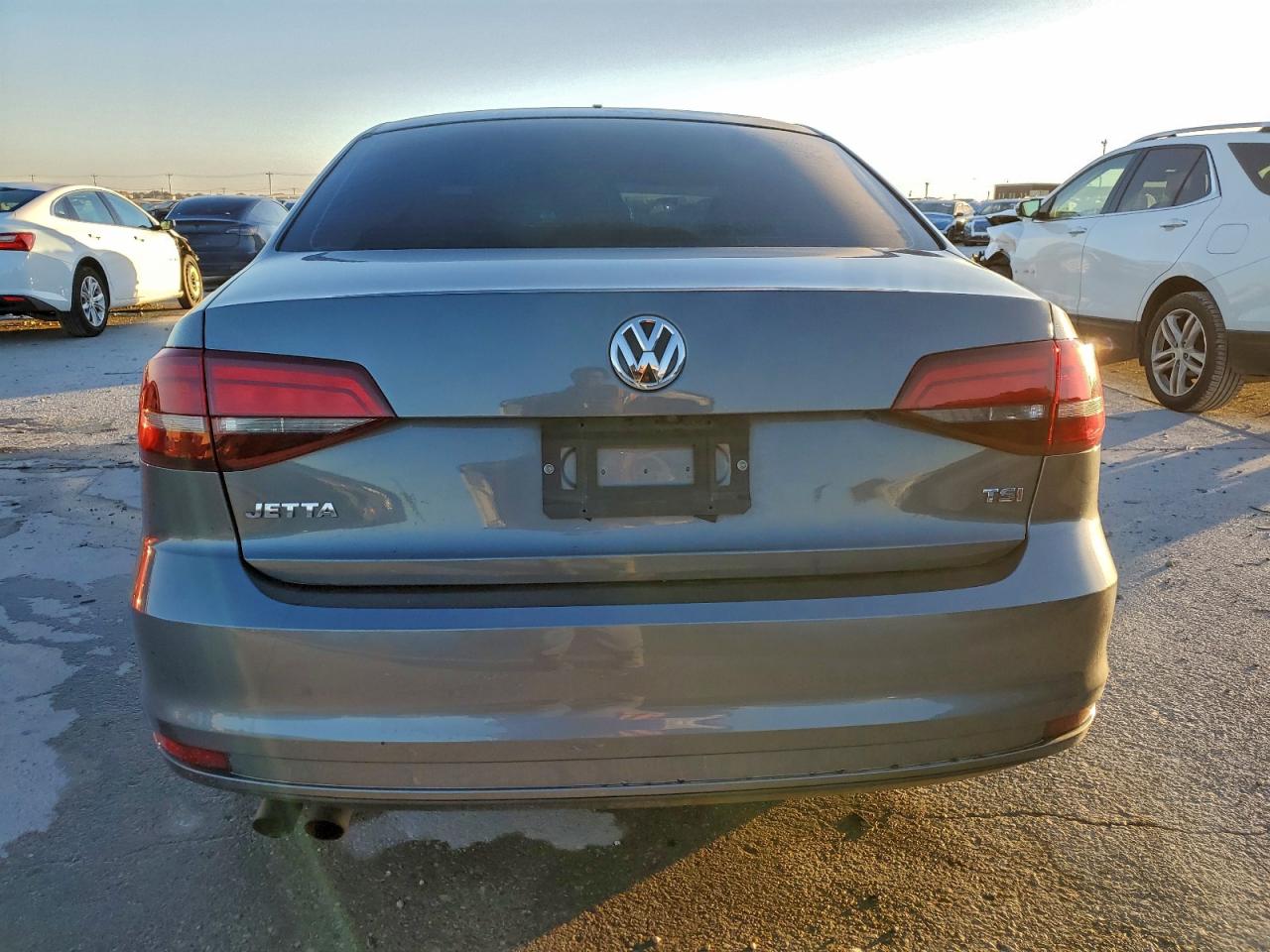 2018 VOLKSWAGEN JETTA S photo 6