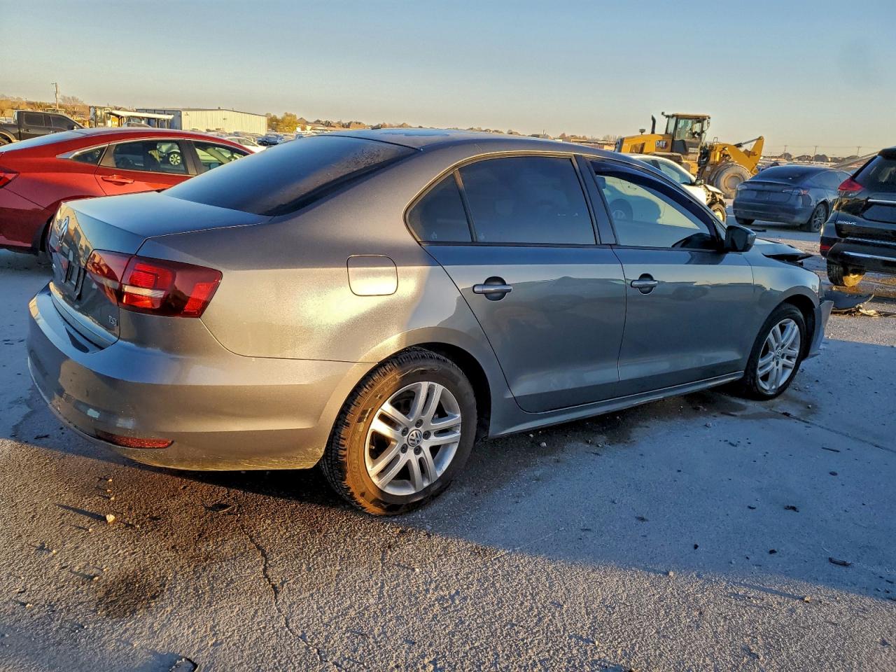 2018 VOLKSWAGEN JETTA S photo 3