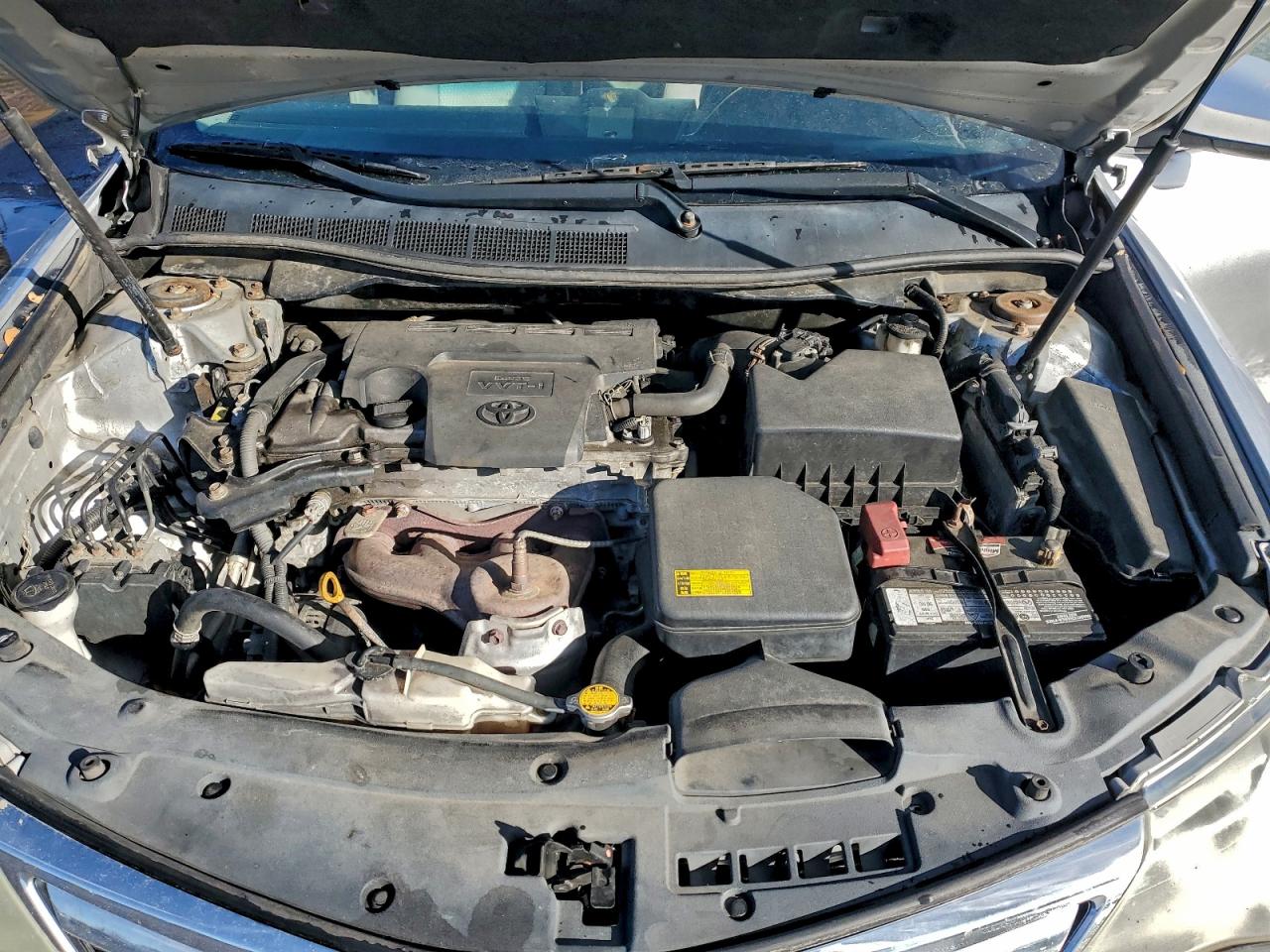2012 TOYOTA CAMRY BASE photo 11