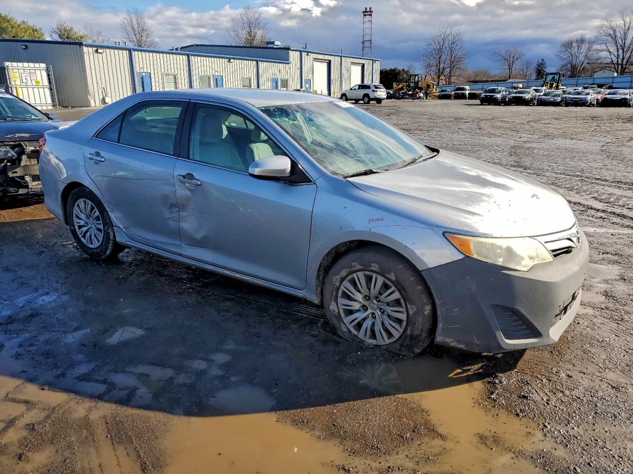 2012 TOYOTA CAMRY BASE photo 4