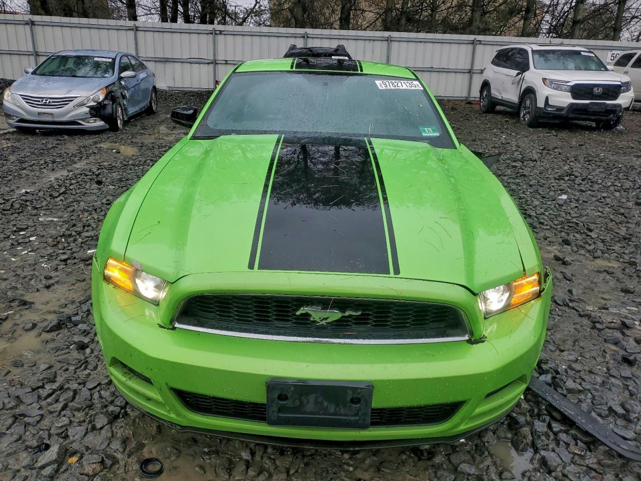 2013 FORD MUSTANG photo 9