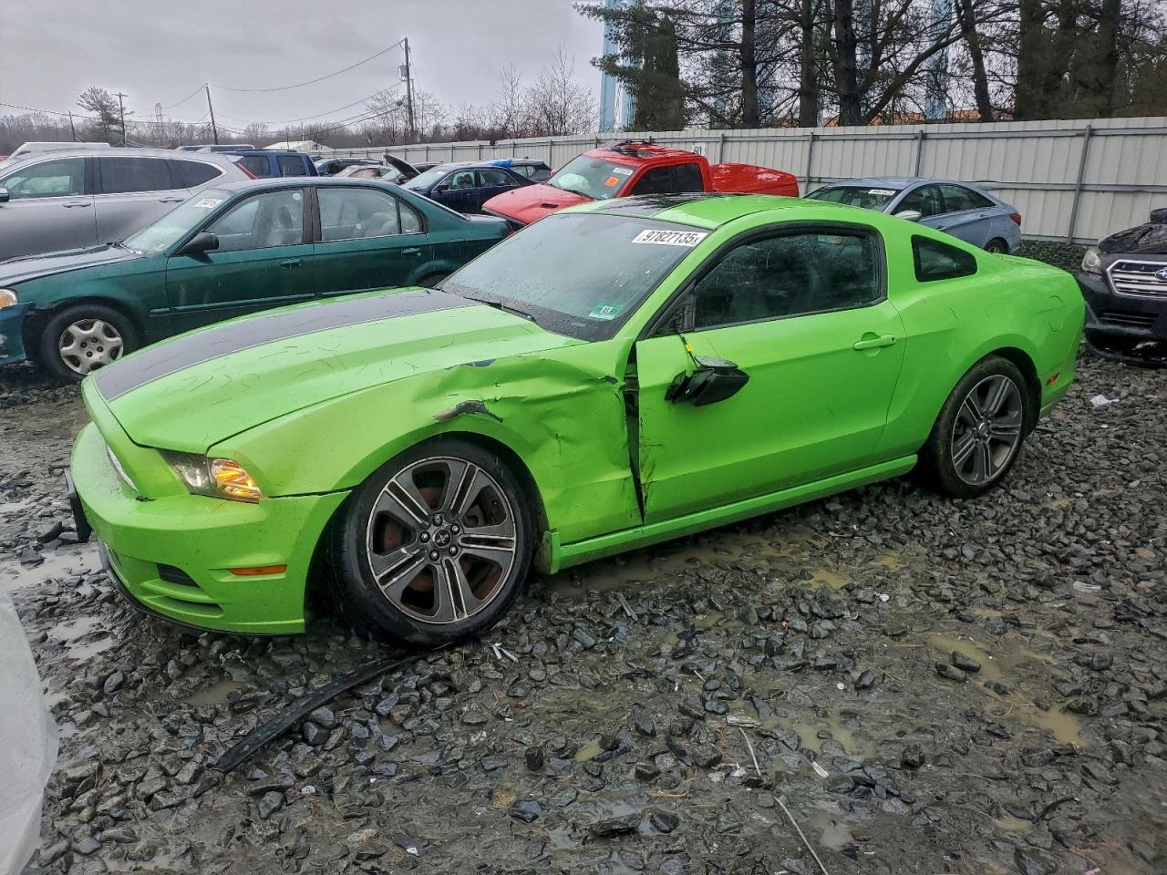 2013 FORD MUSTANG