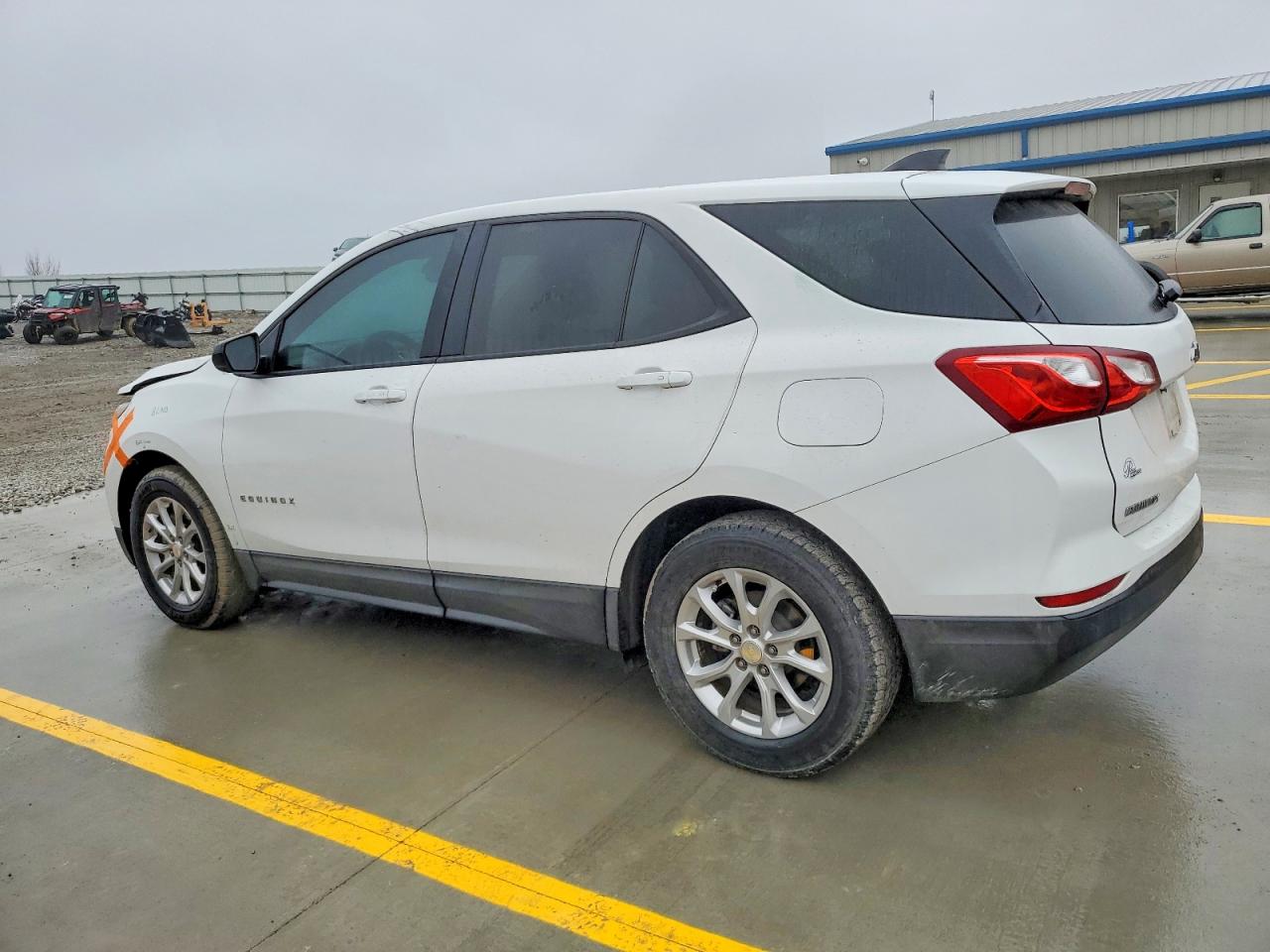 2019 CHEVROLET EQUINOX LS photo 2