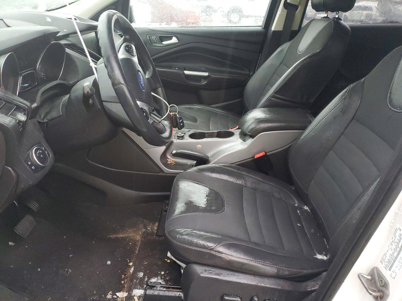 2016 FORD ESCAPE SE photo 13