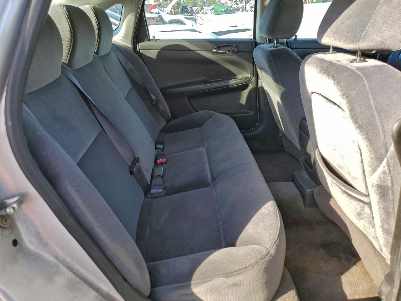 2011 CHEVROLET IMPALA LT photo 19