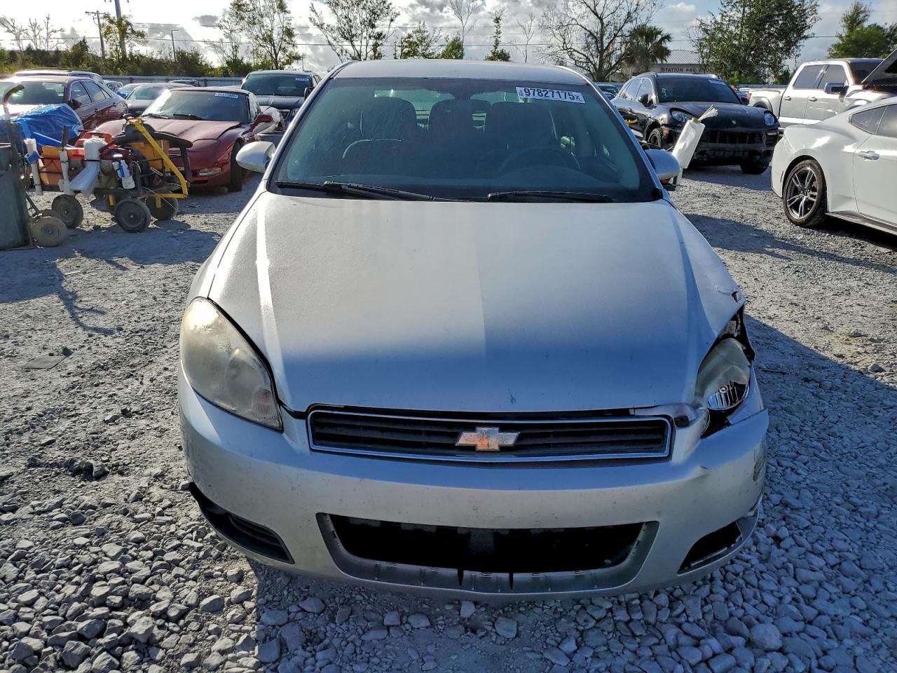 2011 CHEVROLET IMPALA LT photo 9