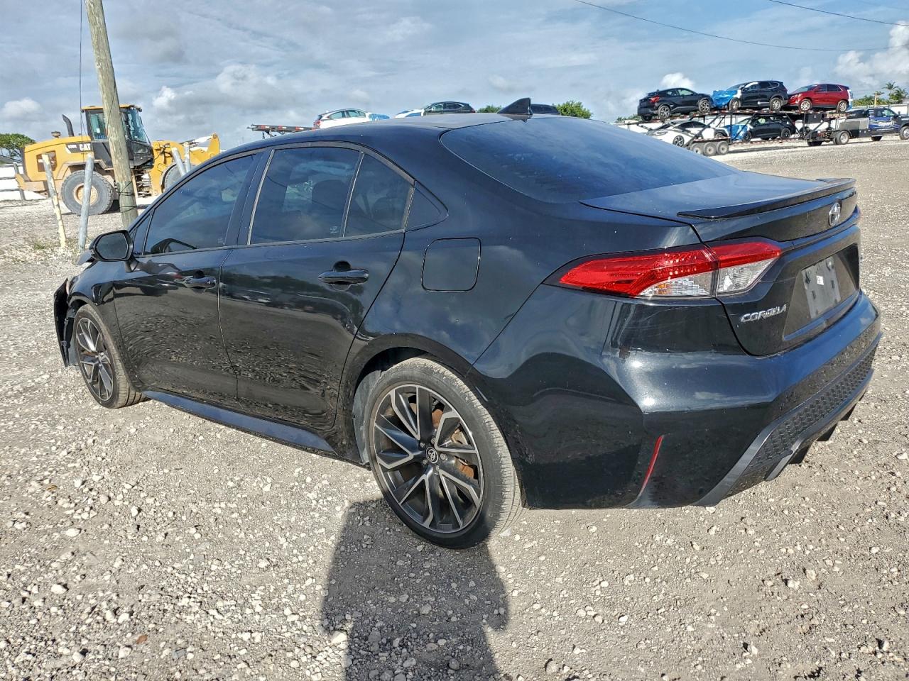 2020 TOYOTA COROLLA SE photo 2