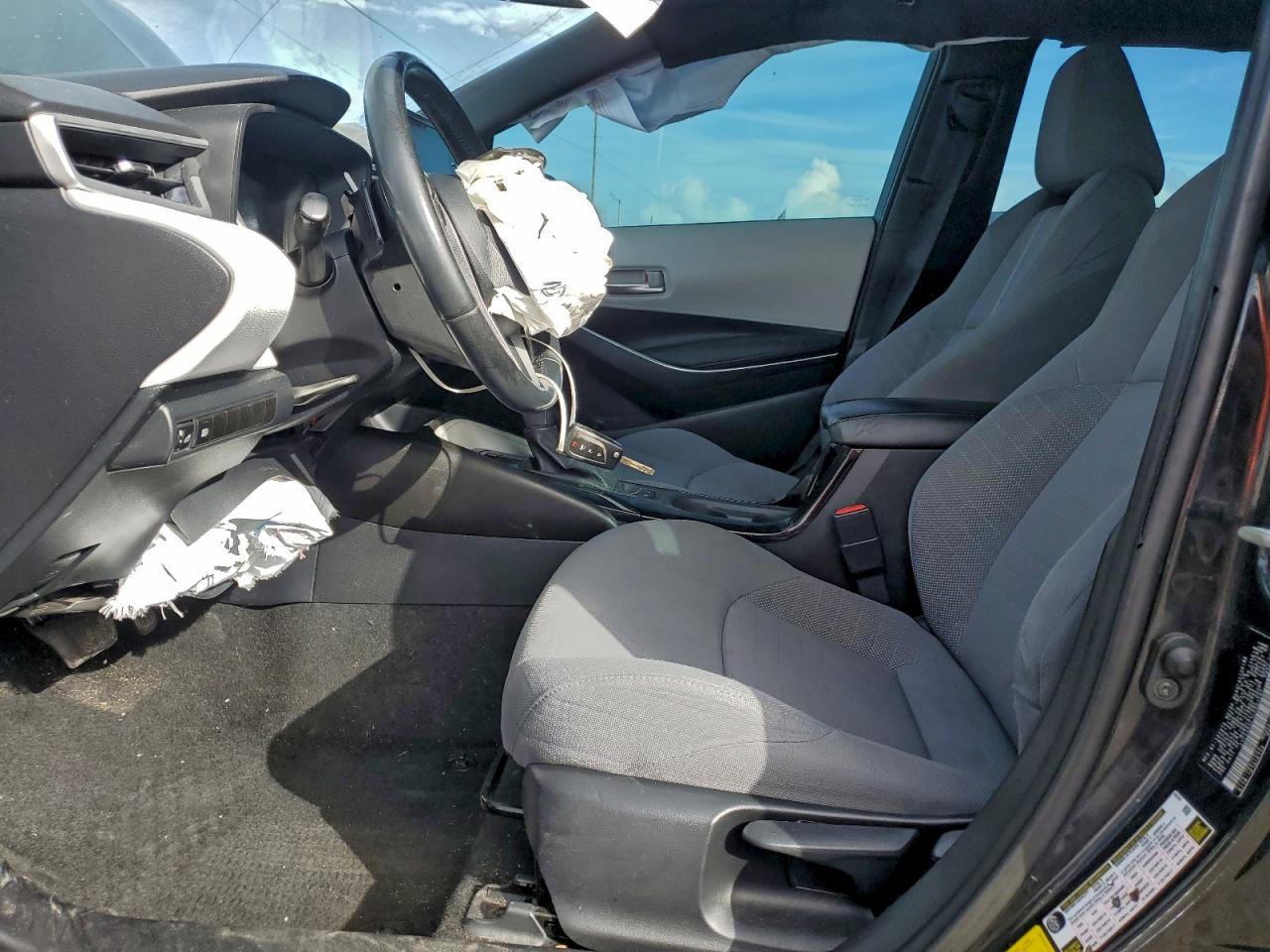 2020 TOYOTA COROLLA SE photo 7