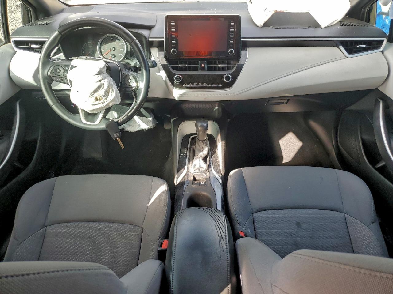 2020 TOYOTA COROLLA SE photo 8