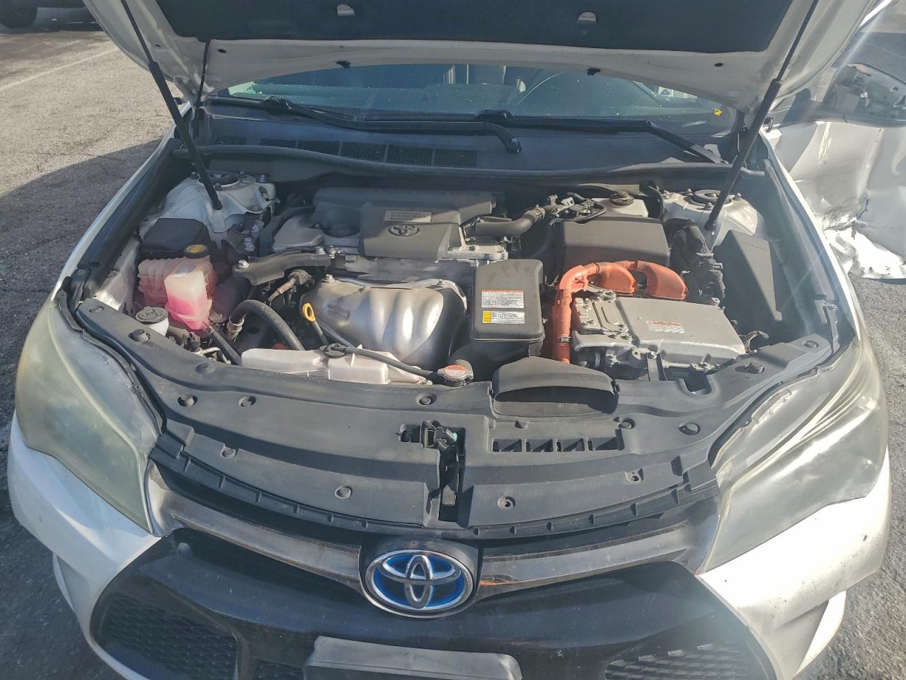 2016 TOYOTA CAMRY HYBRID photo 11