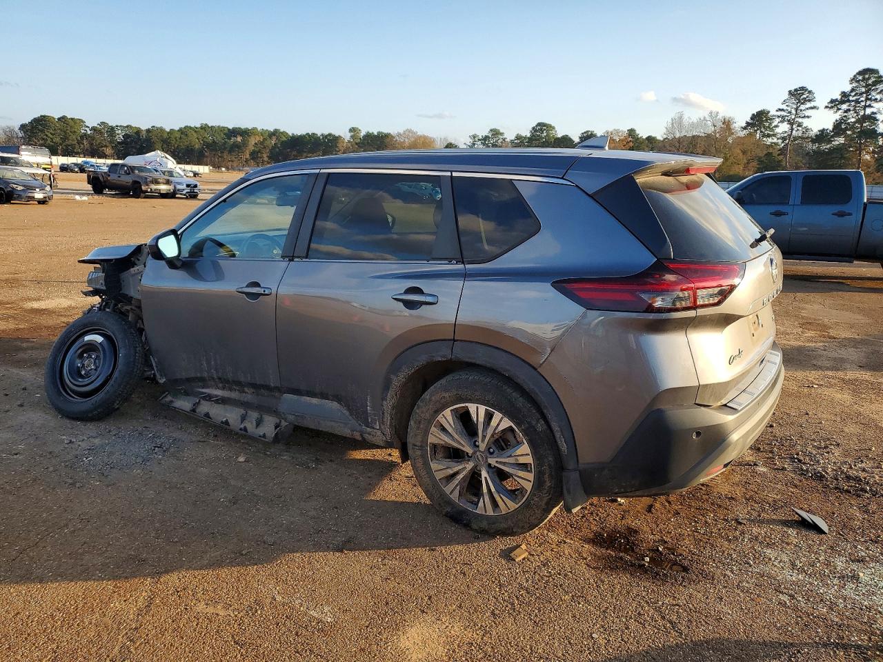 2023 NISSAN ROGUE SV photo 2