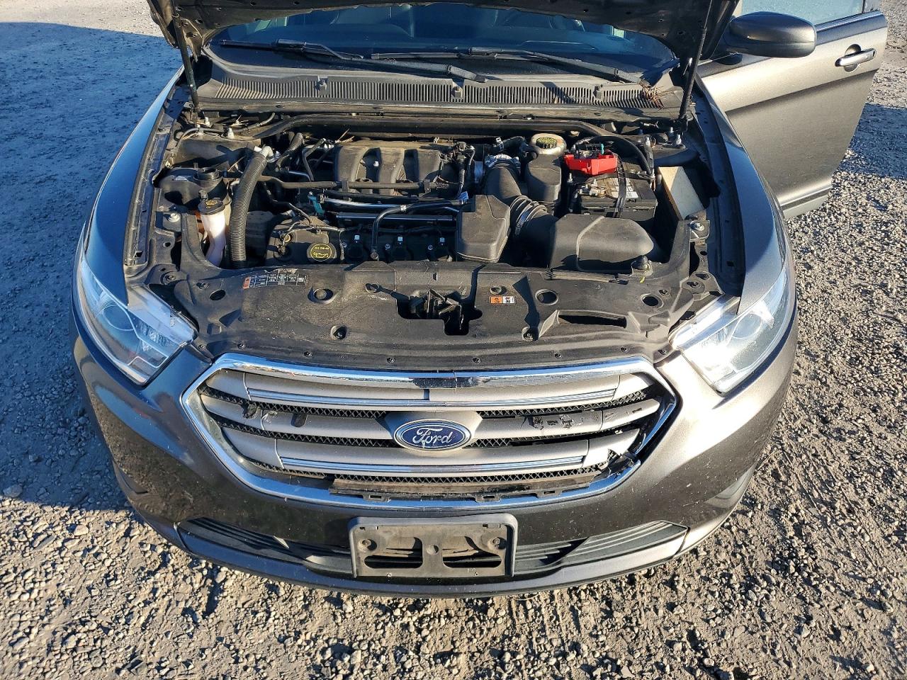 2016 FORD TAURUS SEL photo 21